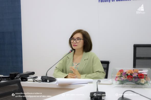 วันที่ 18 ธันวาคม 2567 ประชุมสำนักงานเพื่อเสนอผลงานวิจัย ณ ห้องประชุมคณะ ฯ อาคารเรียน 8 ชั้น 1 