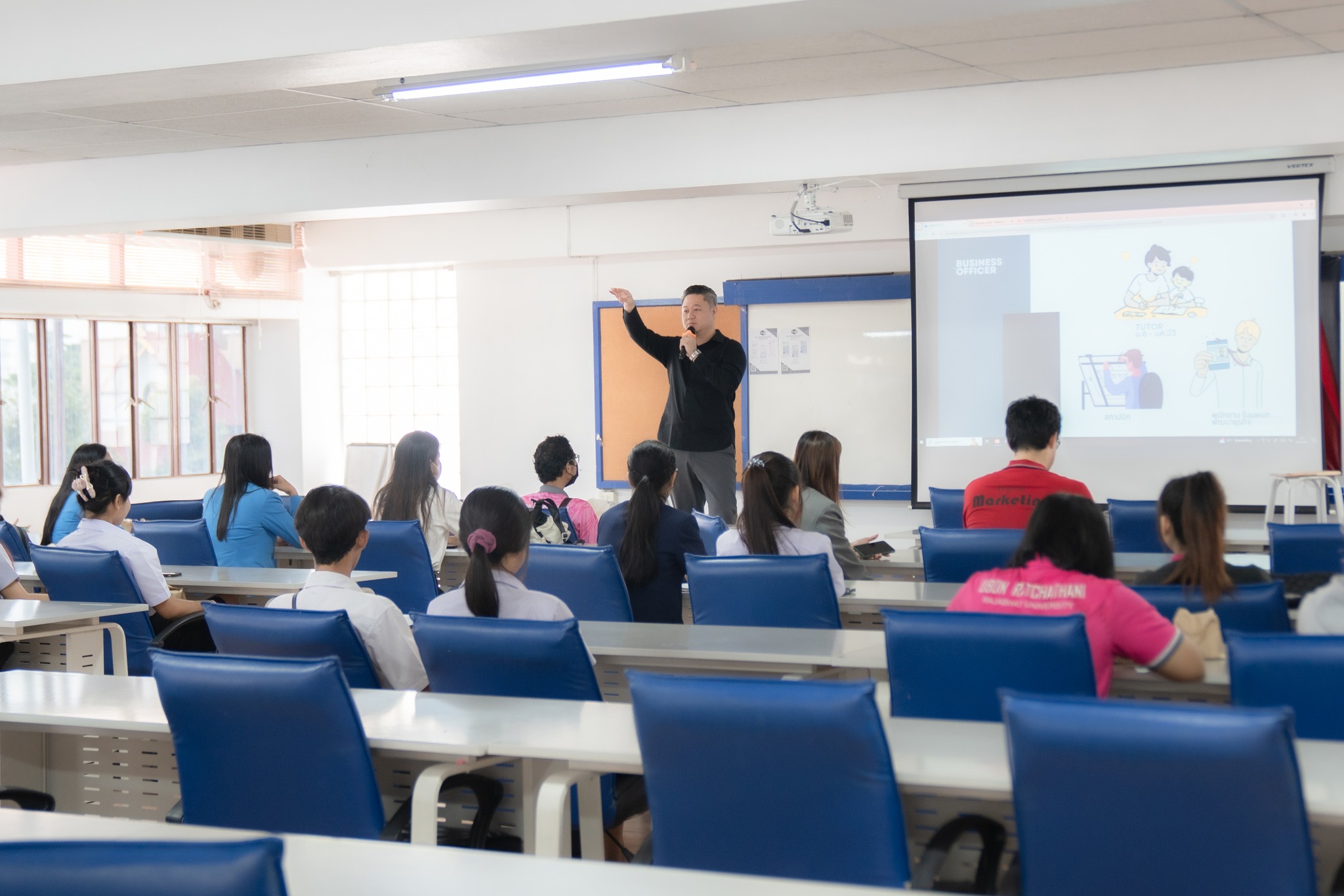 6 ก.ย. 67 ณ คณะบริหารธุรกิจและการจัดการ มหาวิทยาลัยราชภัฏอุบลราชธานี กิจกรรมอบรมเชิงปฏิบัติการ การพัฒนาทักษะด้านการตลาดดิจิทัล ?บริหารธุรกิจวิชาการ? ครั้งที่ 10 (ACBA 2024)