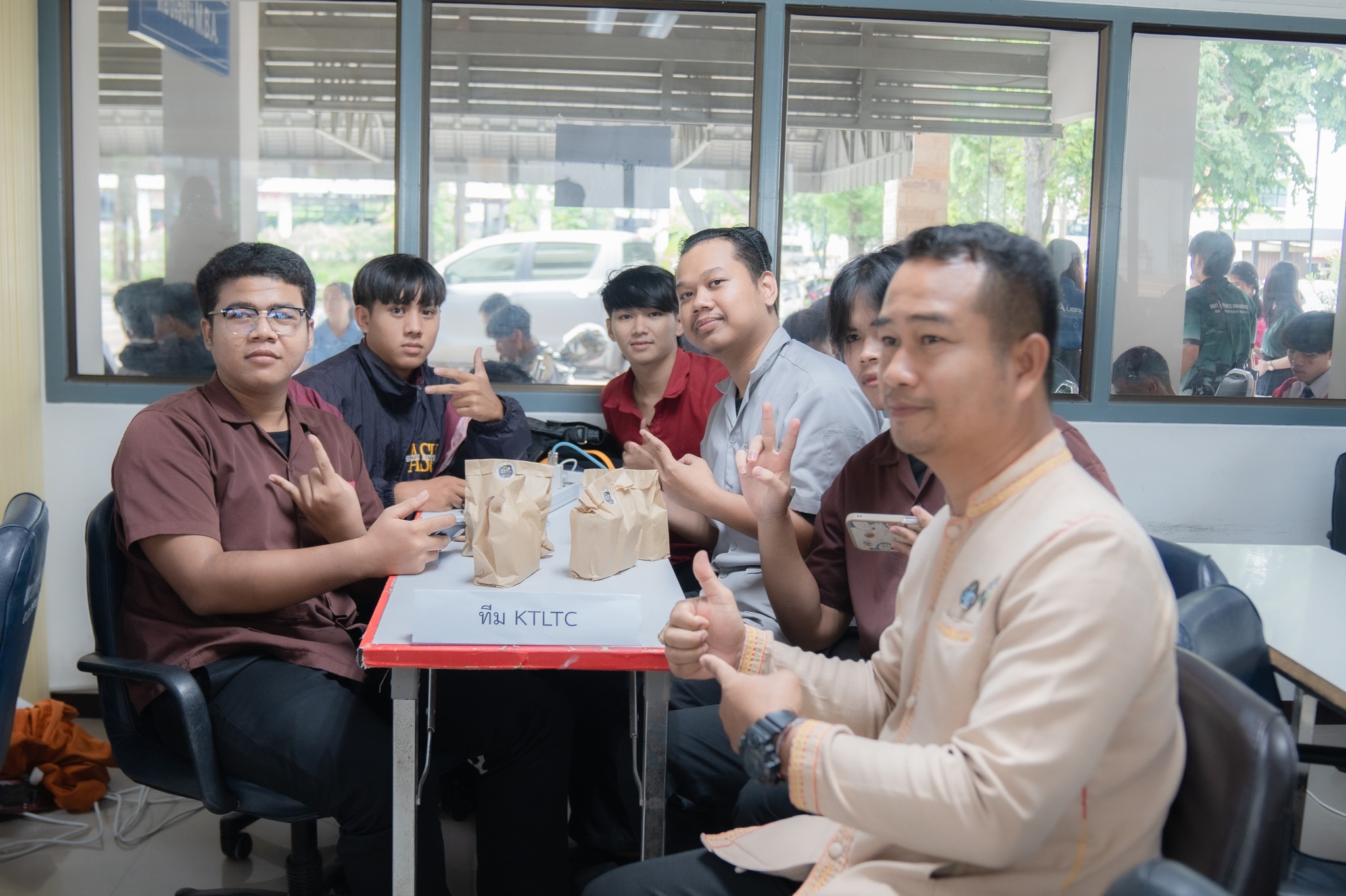 6 ก.ย. 67 ณ คณะบริหารธุรกิจและการจัดการ มหาวิทยาลัยราชภัฏอุบลราชธานี การแข่งขัน DBM UBRU E-Sport Championship 2024 ?บริหารธุรกิจวิชาการ? ครั้งที่ 10 (ACBA 2024)