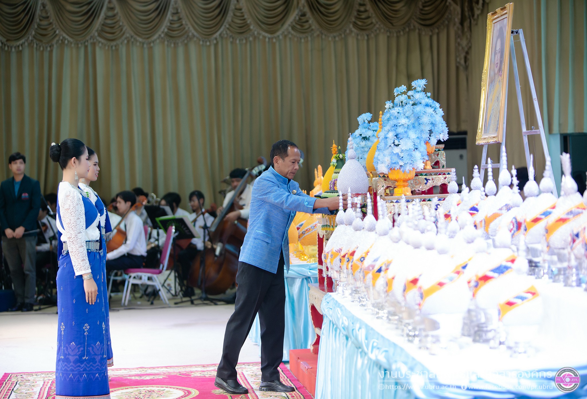 จัดพิธีถวายพระพรชัยมงคล สมเด็จพระนางเจ้าสิริกิติ์ พระบรมราชินีนาถ พระบรมราชชนนีพันปีหลวง เนื่องในโอกาสมหามงคลเฉลิมพระชนมพรรษา