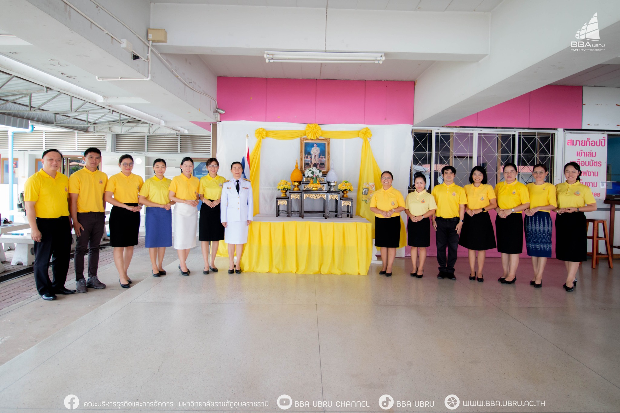 ๑๑ กรกฎาคม ๖๗ ณ อาคารเรียน ๘ สาขาวิชาการเงินและการบัญชี, สาขาวิชาการบัญชี, สาขาวิชาการบัญชี (ต่อเนื่อง) และหลักสูตรบัญชีบัณฑิต ถวายพระพร พระบาทสมเด็จพระเจ้าอยู่หัว เนื่องในโอกาสวันเฉลิมพระชนมพรรษา 