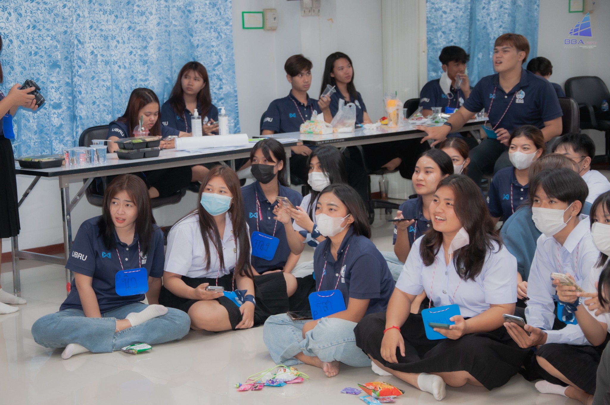 เปิดเทอมแล้วไง อย่าลืมเปิดใจให้พี่แล้วกัน???????? .