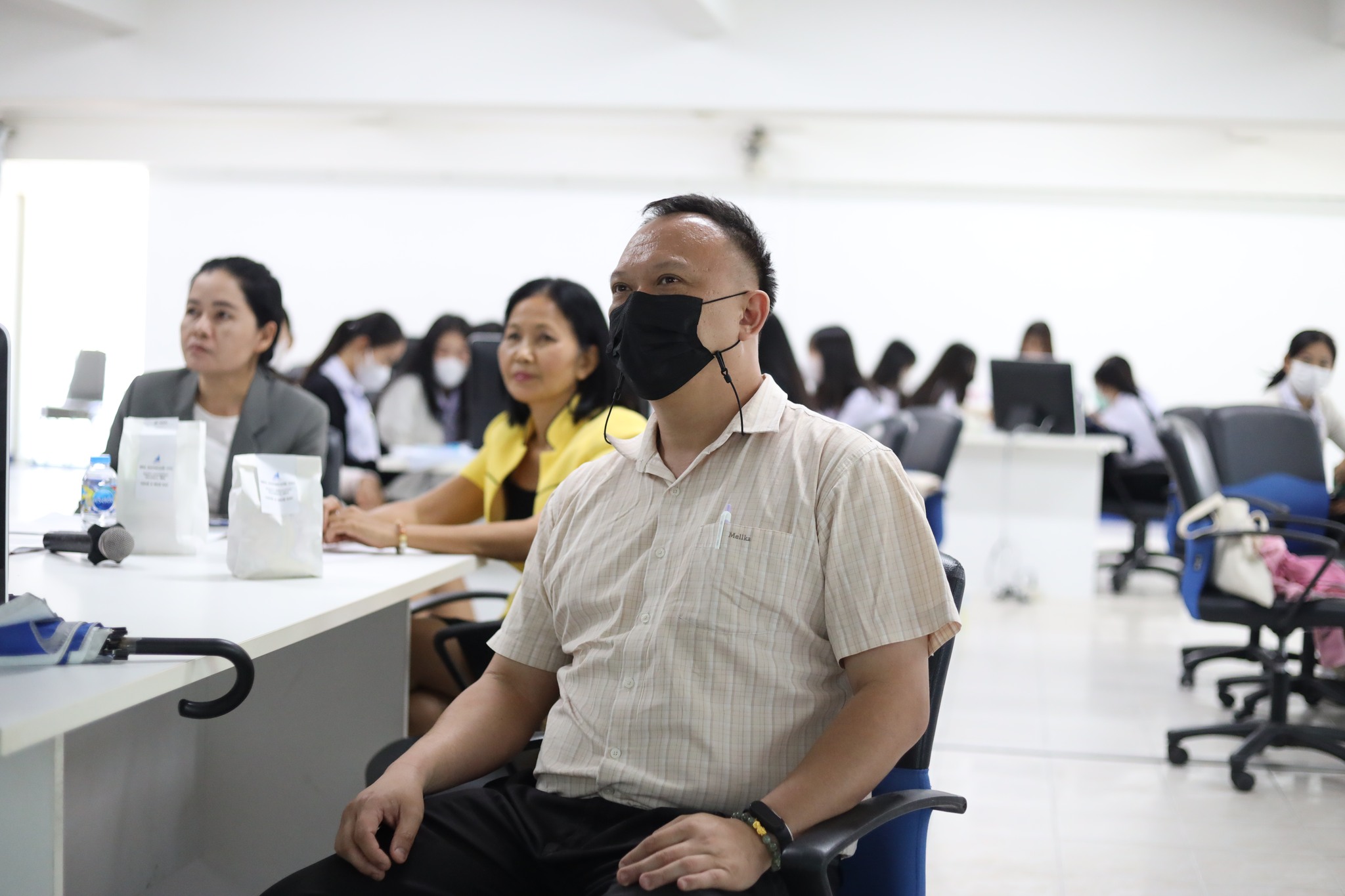 วันที่ 7 พ.ย 65 ณ คณะบริหารธูุรกิจและการจัดการ มรภ.อบ:BBA Show Case วันนี้จัดเต็มด้วยรายวิชาที่ปัง!สุด  ไม่อยากหลบแน่นอน ทุกๆวิชา สามารถตอบโจทย์นักศึกษา การนำไปใช้ในชีวิตประจำวัน และสามารถนำไปประยุกต์ใช้ในการประกอบธุรกิจได้