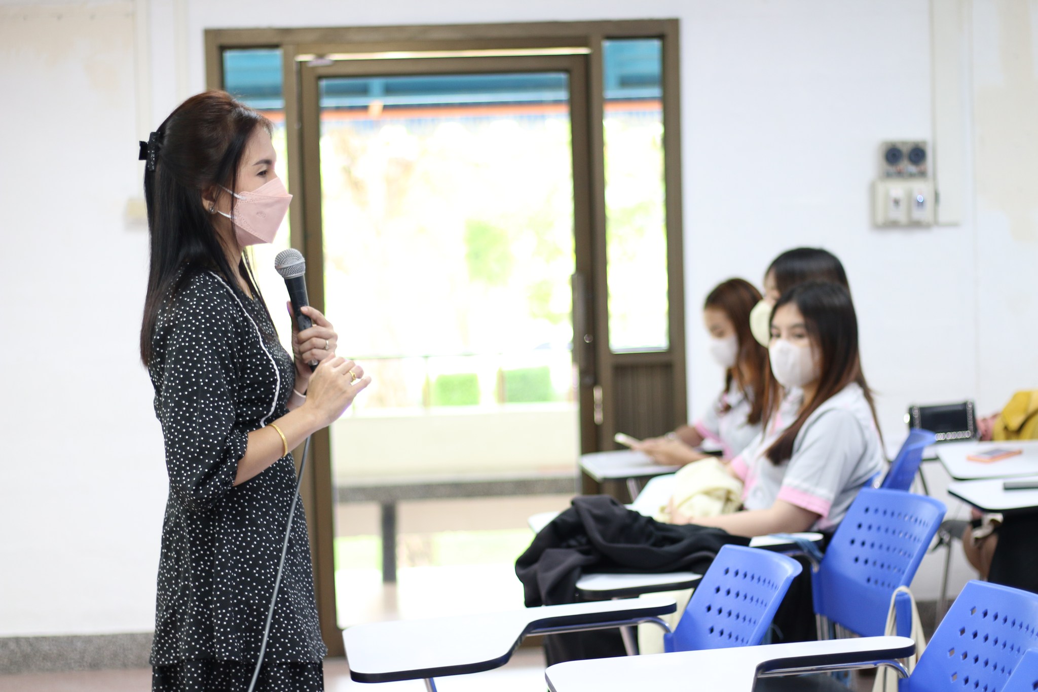 วันที่ 7 - 9 ก.พ. 65 สาขาวิชานวัตกรรมการบริหารทรัพยากรมนุษย์ อาจารย์ที่ปรึกษาพบนักศึกษา กิจกรรม การ Coaching นักศึกษาด้วยเครื่องมือวิศวกรสังคม