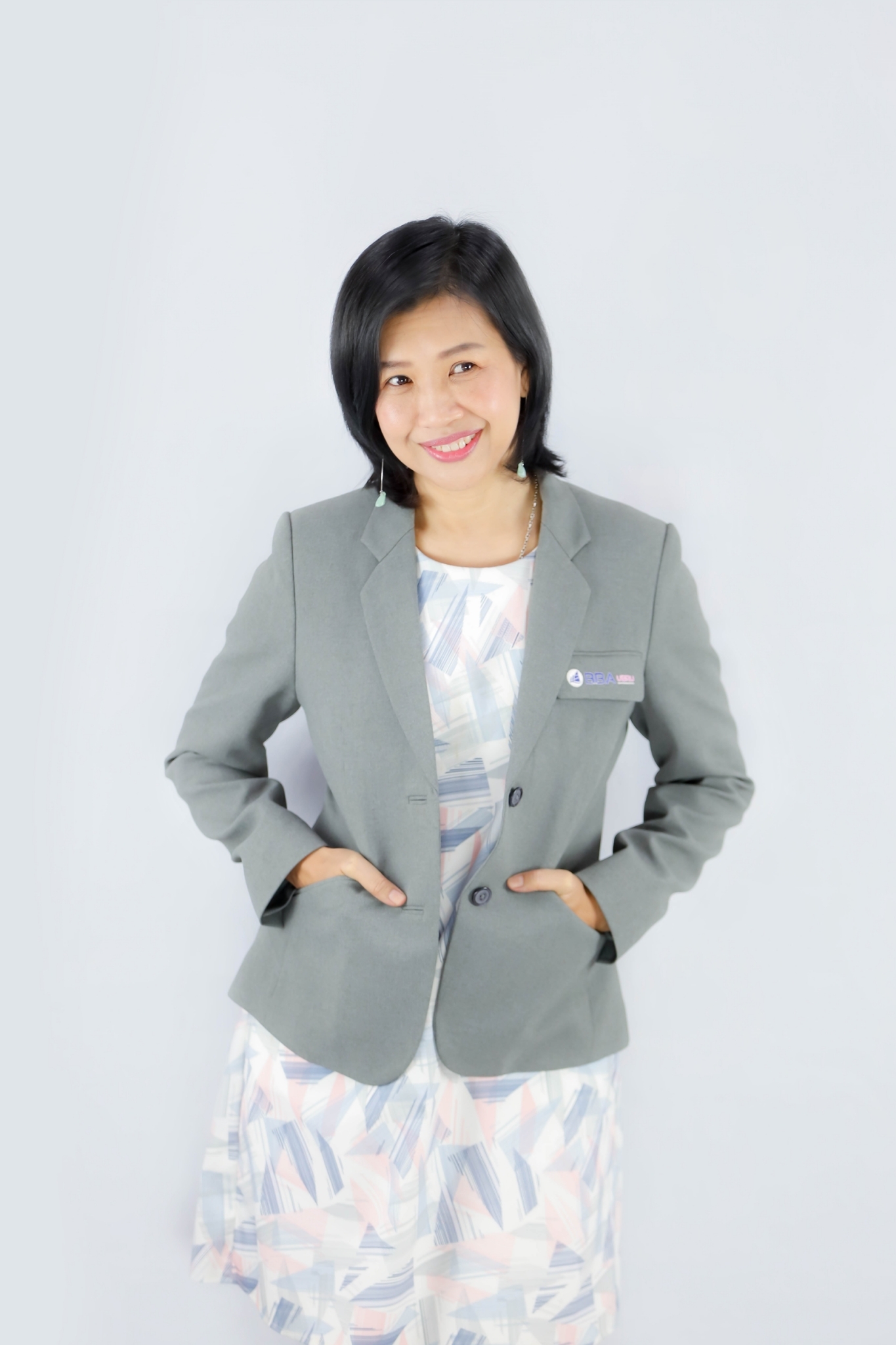 รศ.ดร.อัยรดา พรเจริญ