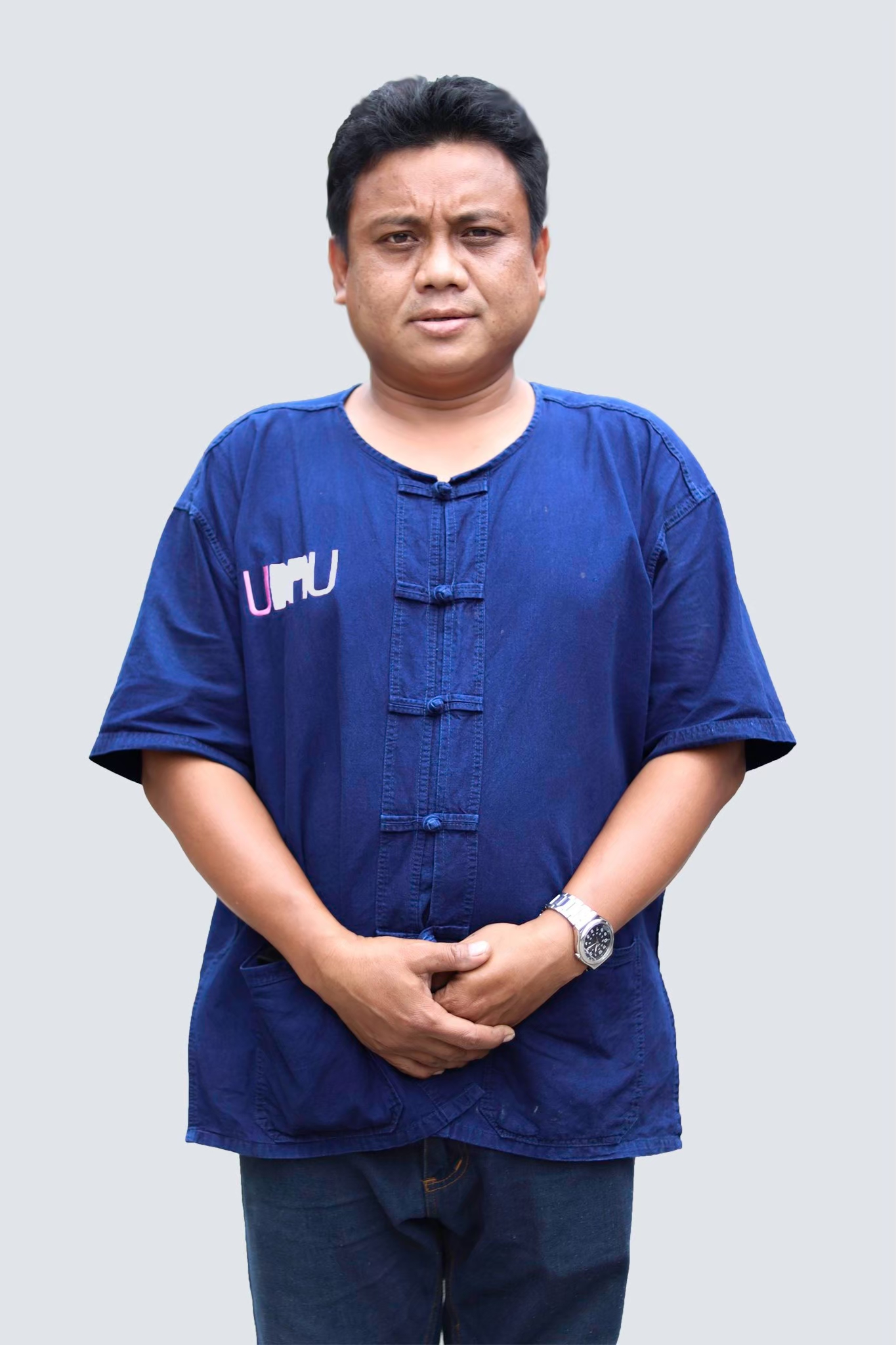 นายสันติ ชมพูวงศ์